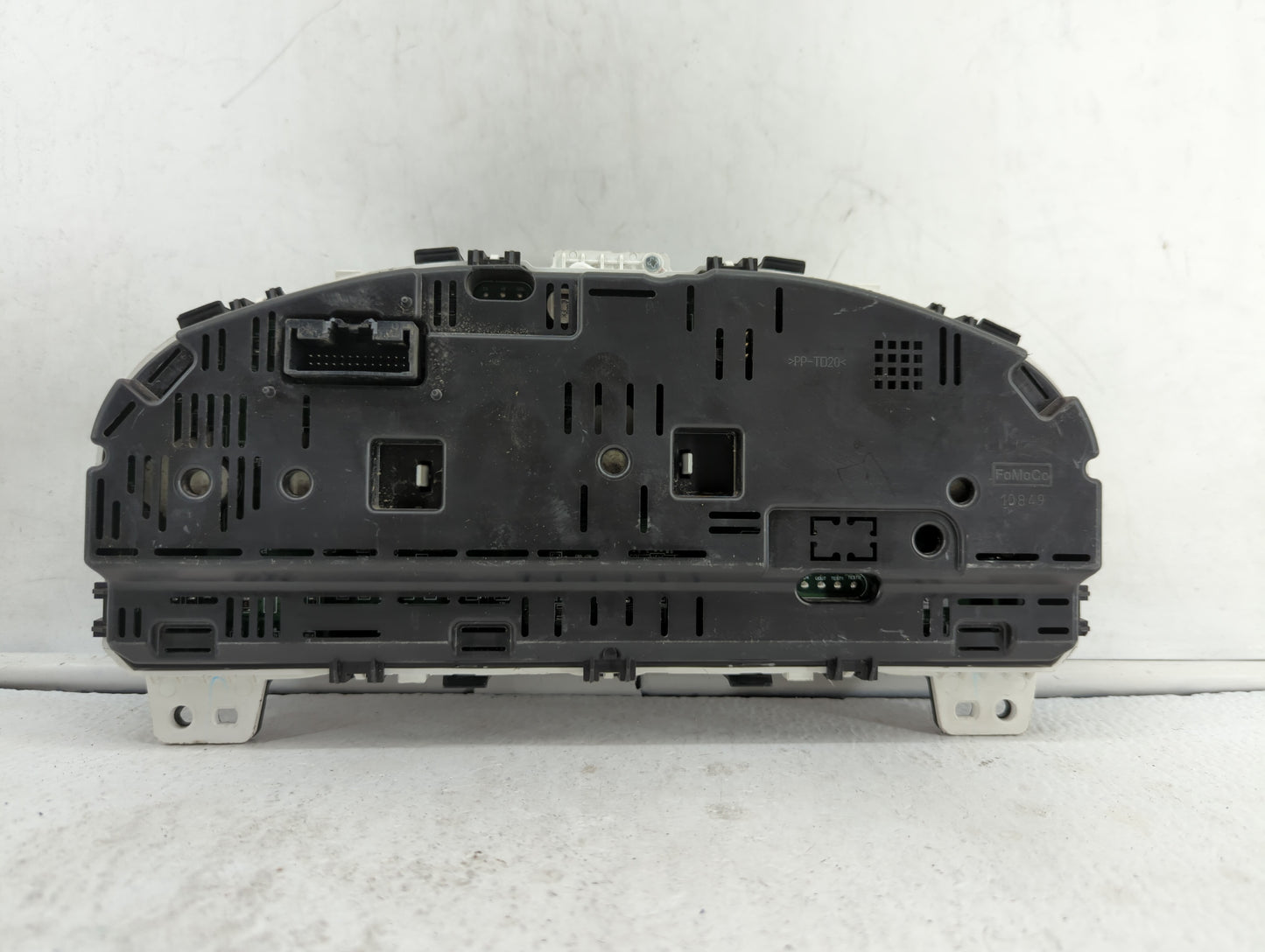 2011-2012 Ford Fusion Instrument Cluster Speedometer Gauges P/N:BE5T-10849-CD Fits Fits 2011 2012 OEM Used Auto Parts - Oemu