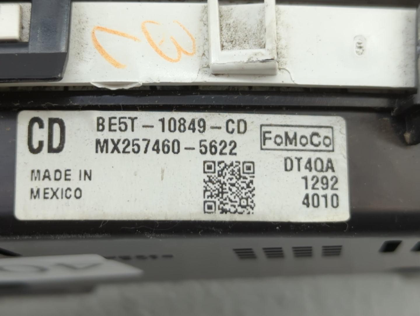 2011-2012 Ford Fusion Instrument Cluster Speedometer Gauges P/N:BE5T-10849-CD Fits Fits 2011 2012 OEM Used Auto Parts - Oemu