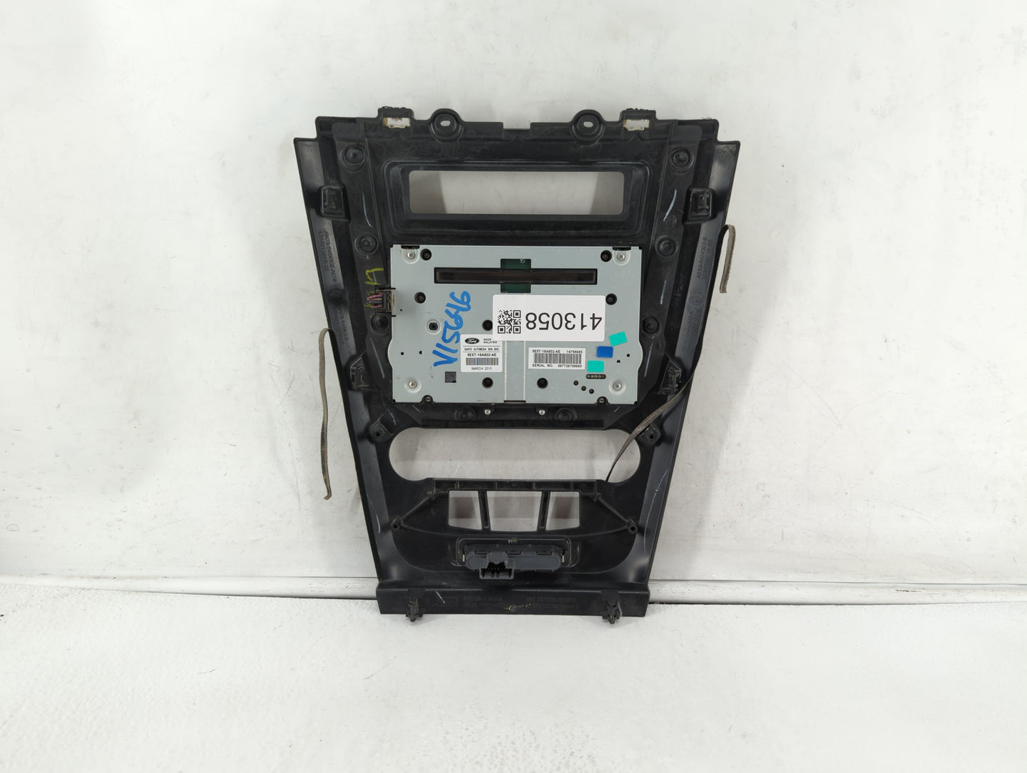 2010-2012 Ford Fusion Radio Control Panel - Oemusedautoparts1.com