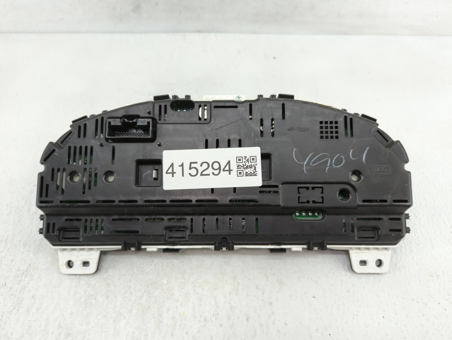 2011-2012 Ford Fusion Instrument Cluster Speedometer Gauges P/N:BE5T-10849-CD Fits Fits 2011 2012 OEM Used Auto Parts - Oemu