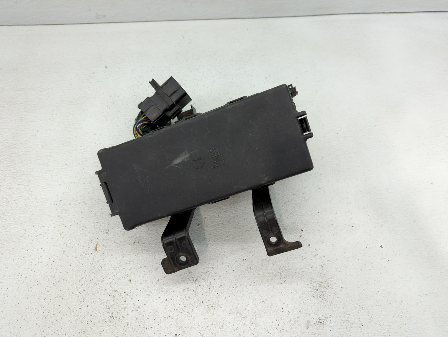 2010-2012 Ford Fusion Fusebox Fuse Box Panel Relay Module P/N:BE5T-14290-F 54-7146-30, 6E5T-14A003-AB Fits Fits 2010 2011 20