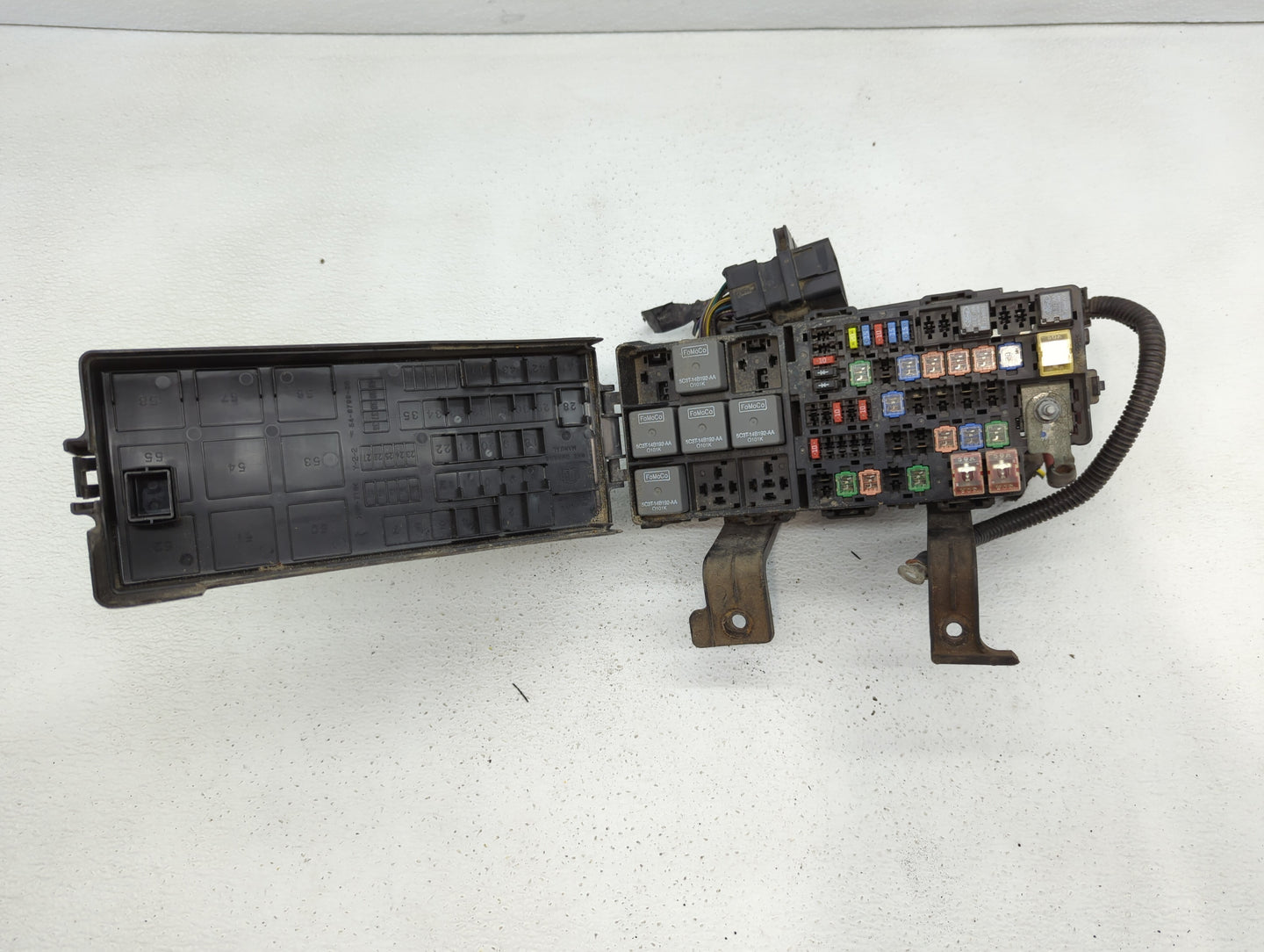 2010-2012 Ford Fusion Fusebox Fuse Box Panel Relay Module P/N:BE5T-14290-F 54-7146-30, 6E5T-14A003-AB Fits Fits 2010 2011 20