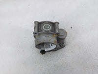2010-2012 Ford Fusion Throttle Body P/N:9L8E-BC DS7E-9F991-AF, DS7Z-A, DS7Z-D, DS7E-9F991-AJ Fits Fits 2009 2010 2011 2012 O