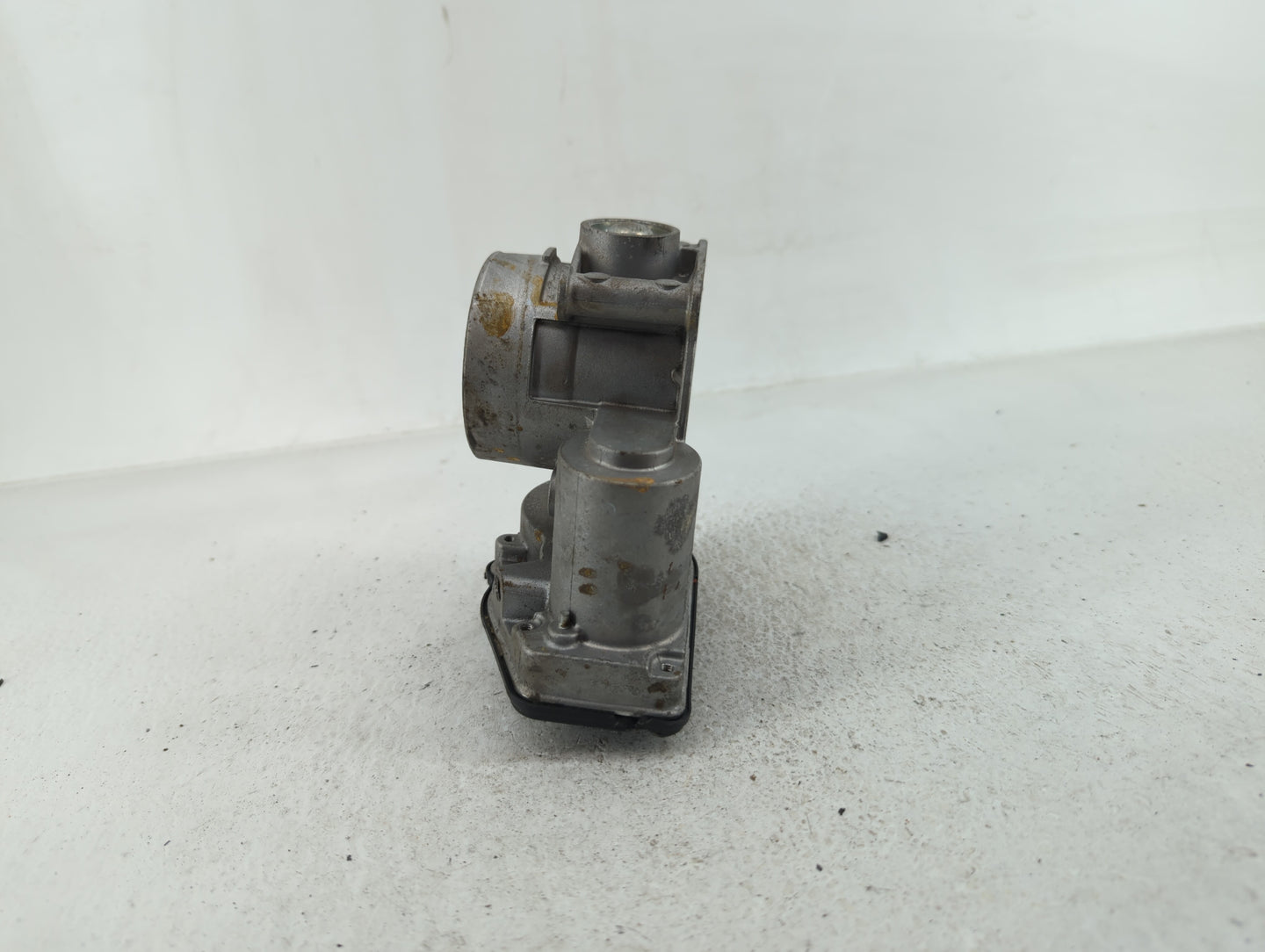 2010-2012 Ford Fusion Throttle Body P/N:9L8E-BC DS7E-9F991-AF, DS7Z-A, DS7Z-D, DS7E-9F991-AJ Fits Fits 2009 2010 2011 2012 O
