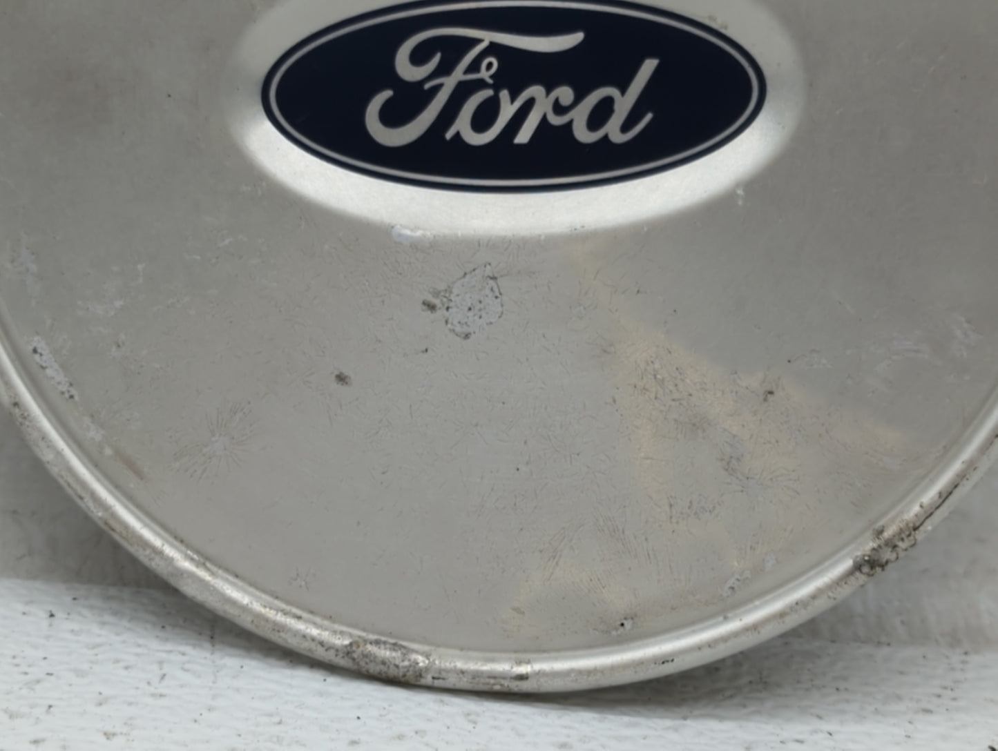 2012 Ford Fusion Rim Wheel Center Cap Silver - Oemusedautoparts1.com