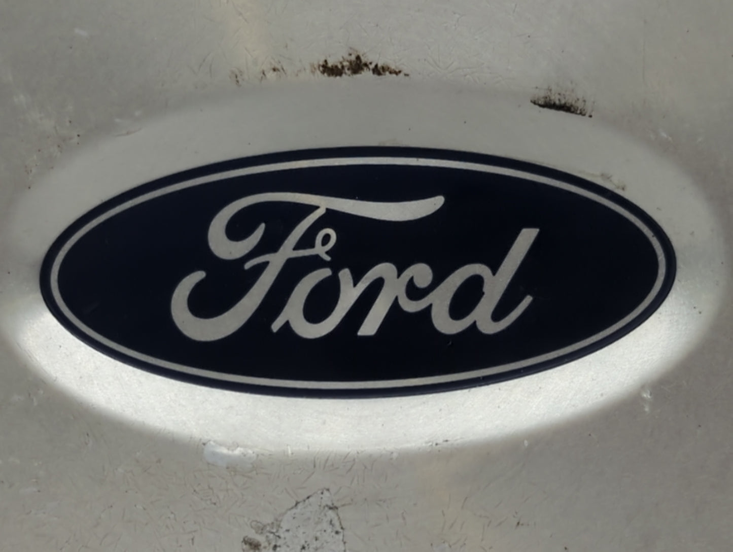 2012 Ford Fusion Rim Wheel Center Cap Silver - Oemusedautoparts1.com