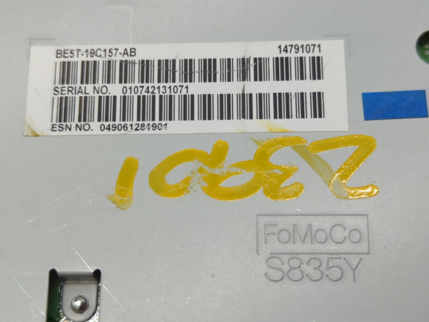 2010-2012 Ford Fusion Am Fm Cd Player Radio Receiver - Oemusedautoparts1.com