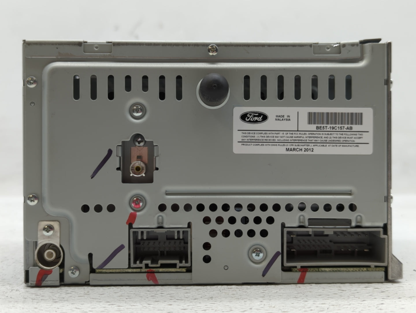 2010-2012 Ford Fusion Am Fm Cd Player Radio Receiver - Oemusedautoparts1.com