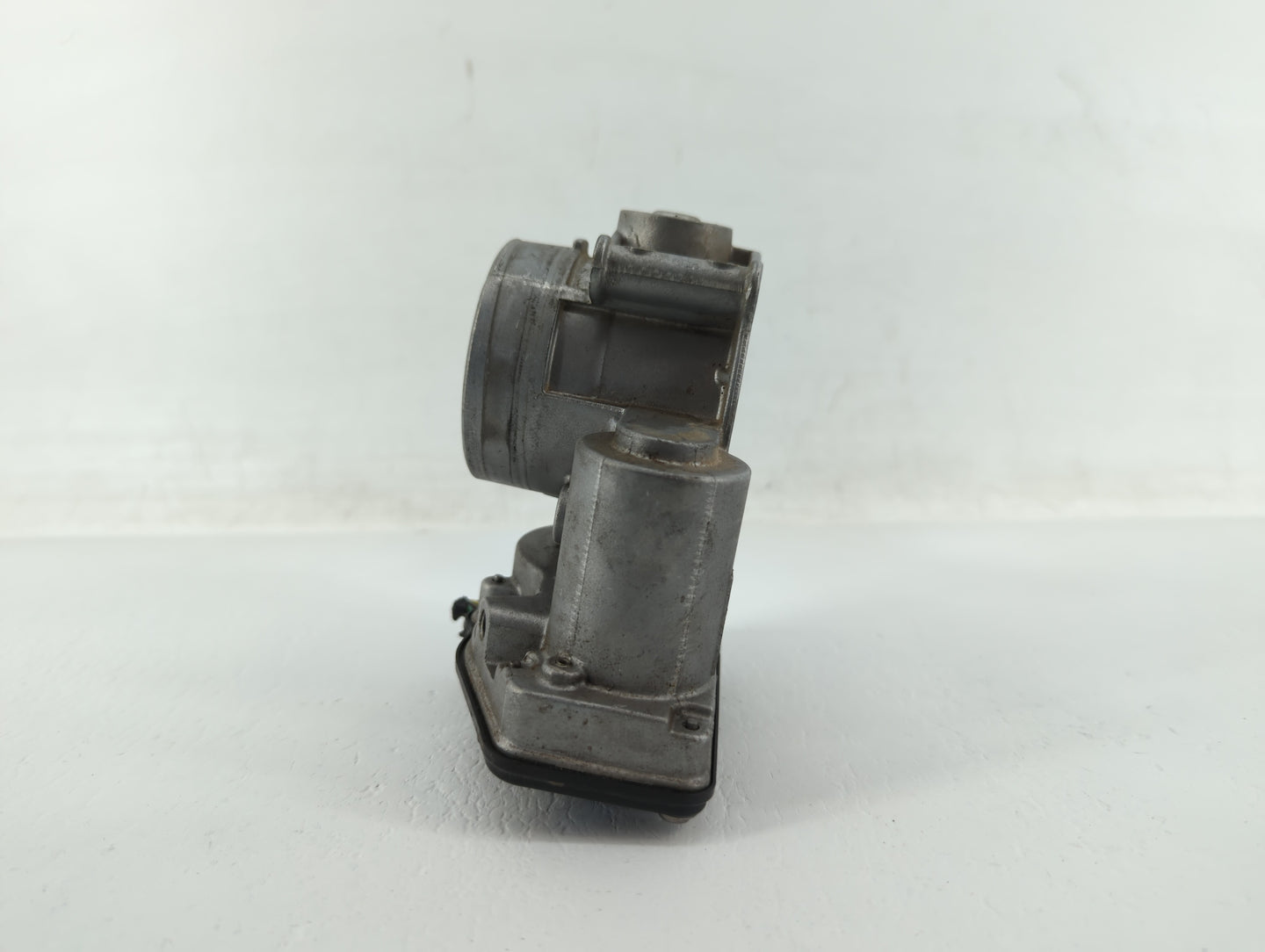 2010-2012 Ford Fusion Throttle Body P/N:DS7E-9F991-AD 9L8E-BF, DS7E-9F991-AK, 9L8E-BC, DS7E-9F991-AF Fits Fits 2009 2010 201