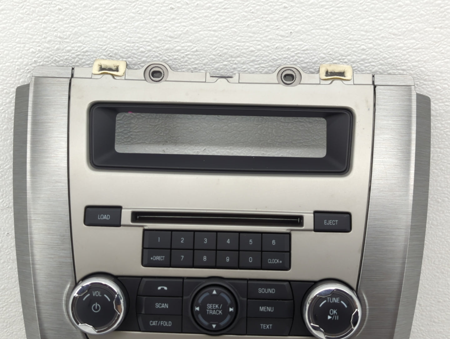 2010-2012 Ford Fusion Radio Control Panel - Oemusedautoparts1.com