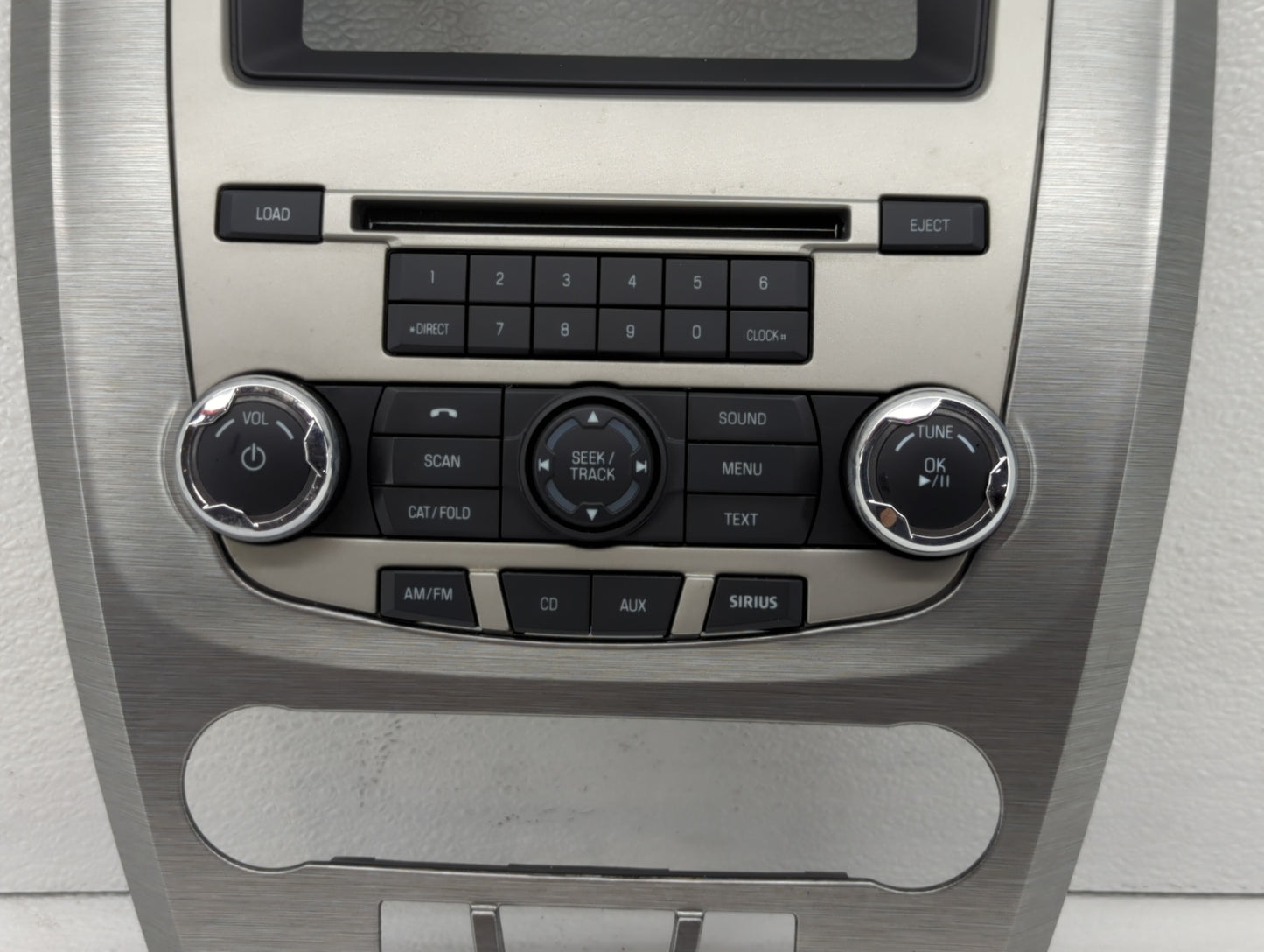 2010-2012 Ford Fusion Radio Control Panel - Oemusedautoparts1.com