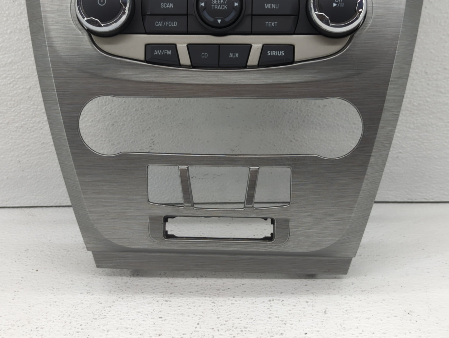 2010-2012 Ford Fusion Radio Control Panel - Oemusedautoparts1.com