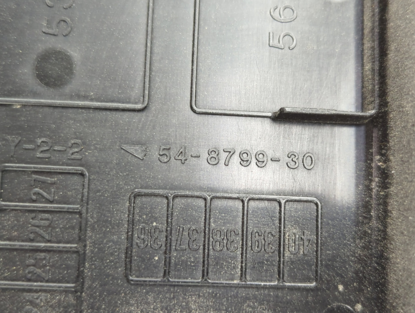 2010-2012 Ford Fusion Fusebox Fuse Box Panel Relay Module P/N:BE5T-14290-D BE5T-14290-F, 54-7146-30 Fits Fits 2010 2011 2012