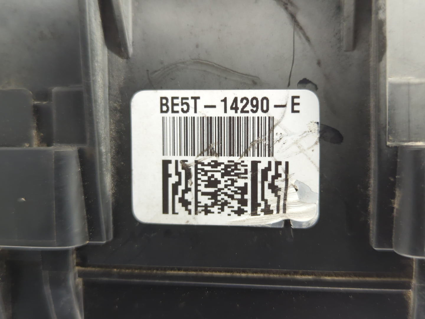 2010-2012 Ford Fusion Fusebox Fuse Box Panel Relay Module P/N:7E5T-14A003-BA AE5T-14290-E, 6E5T-14A003-AB Fits Fits 2010 201