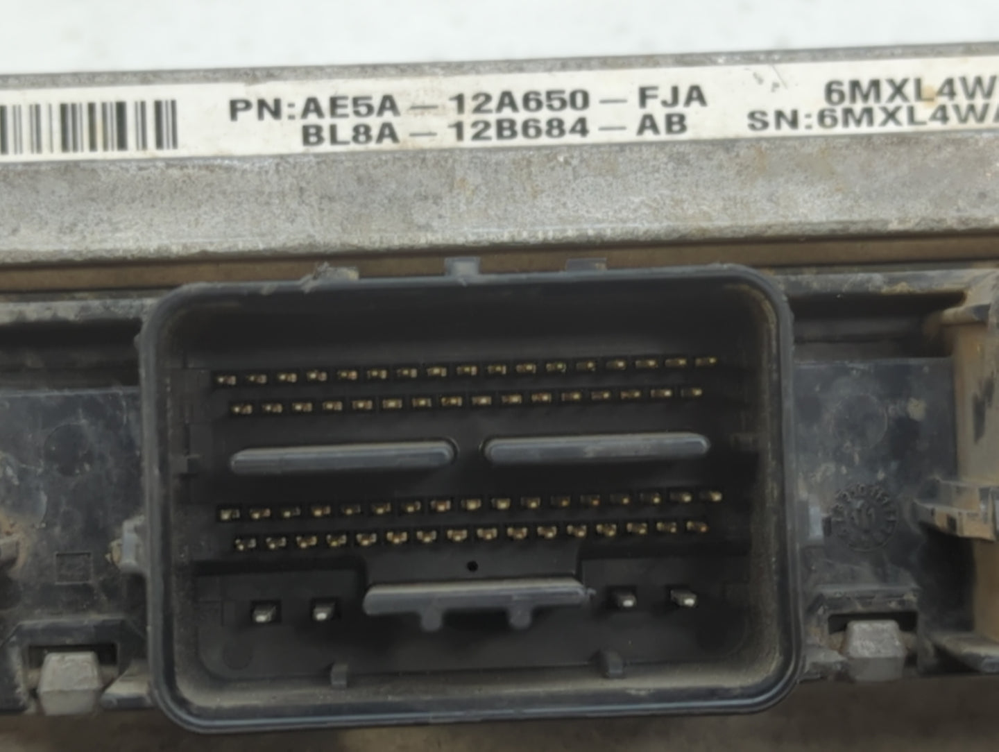 2012 Ford Fusion PCM Engine Control Computer ECU ECM PCU OEM P/N:AE5A-12A650-FJA AE5A-12A650-FJB Fits OEM Used Auto Parts - 