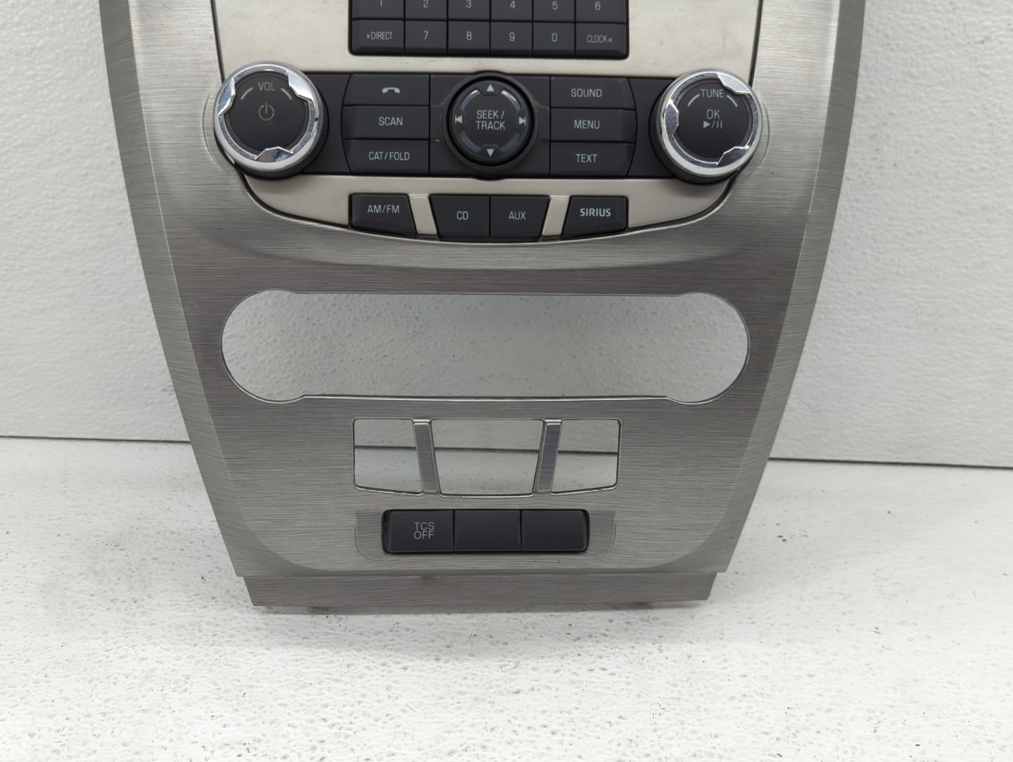2010-2012 Ford Fusion Radio Control Panel - Oemusedautoparts1.com