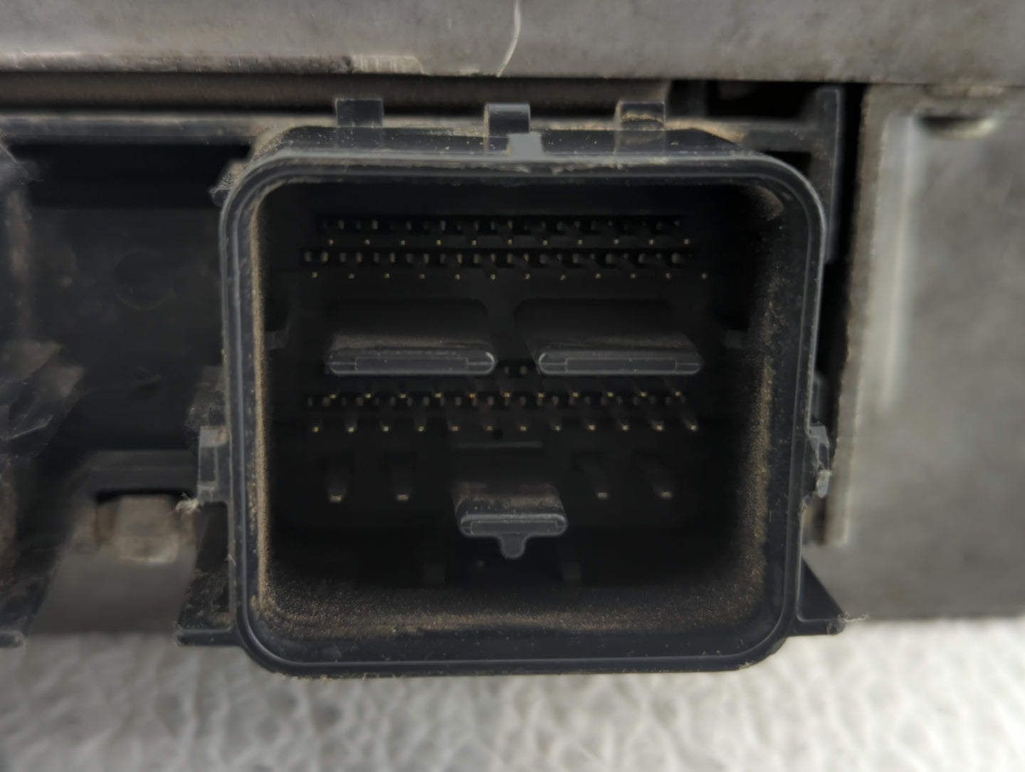 2012 Ford Fusion PCM Engine Control Computer ECU ECM PCU OEM P/N:AE5A-12A650-FKA BL8A-12B684-AB, AE5A-12A650-FKB Fits OEM Us