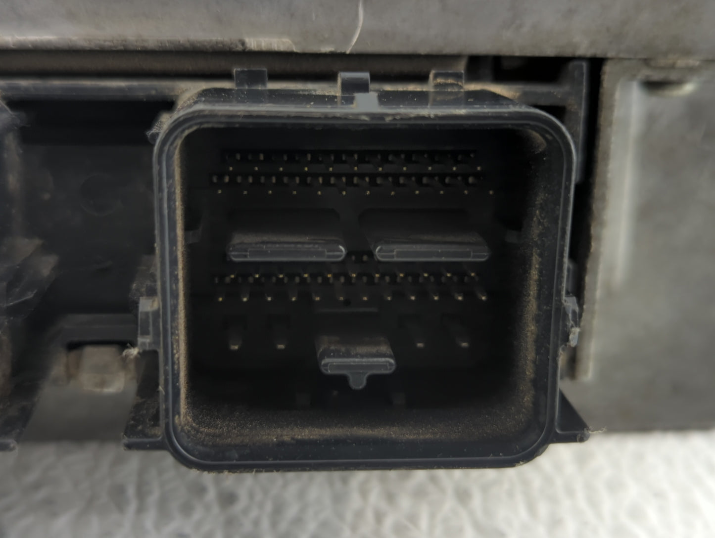 2012 Ford Fusion PCM Engine Control Computer ECU ECM PCU OEM P/N:AE5A-12A650-FKA BL8A-12B684-AB, AE5A-12A650-FKB Fits OEM Us