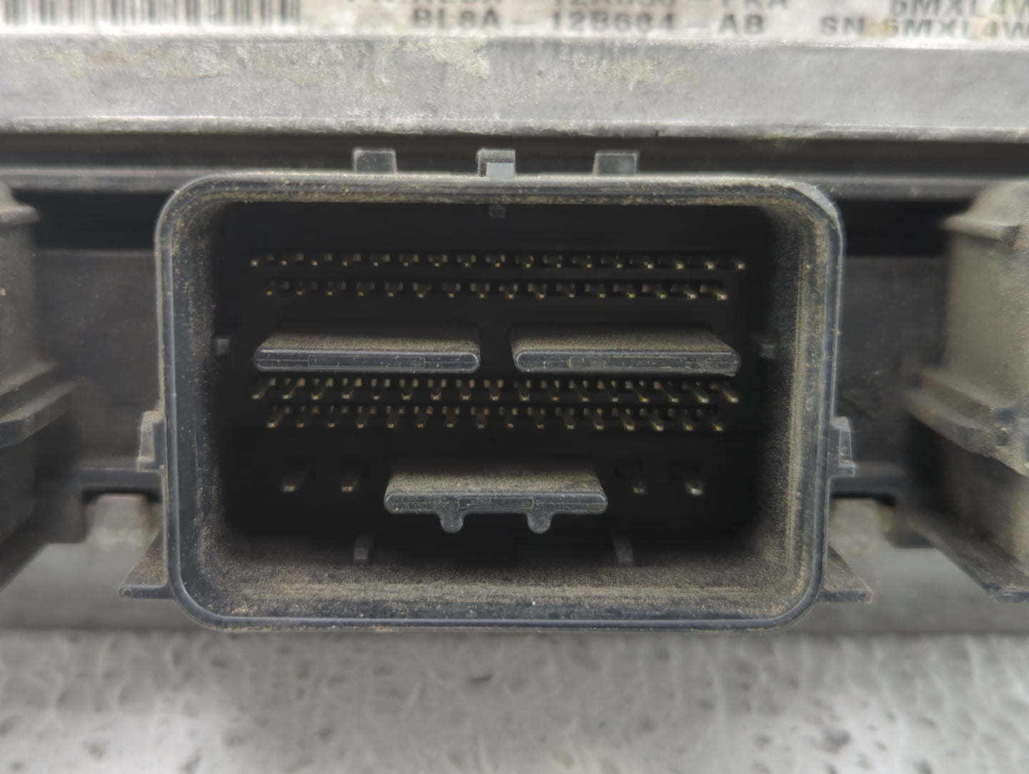 2012 Ford Fusion PCM Engine Control Computer ECU ECM PCU OEM P/N:AE5A-12A650-FKA BL8A-12B684-AB, AE5A-12A650-FKB Fits OEM Us