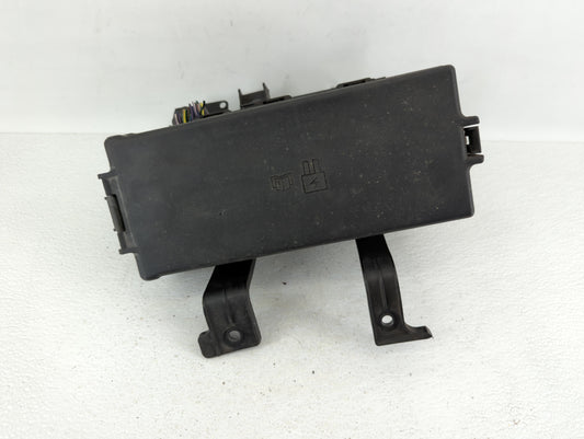 2010-2012 Ford Fusion Fusebox Fuse Box Panel Relay Module P/N:BE5T-14290-E Fits Fits 2010 2011 2012 OEM Used Auto Parts - Oe