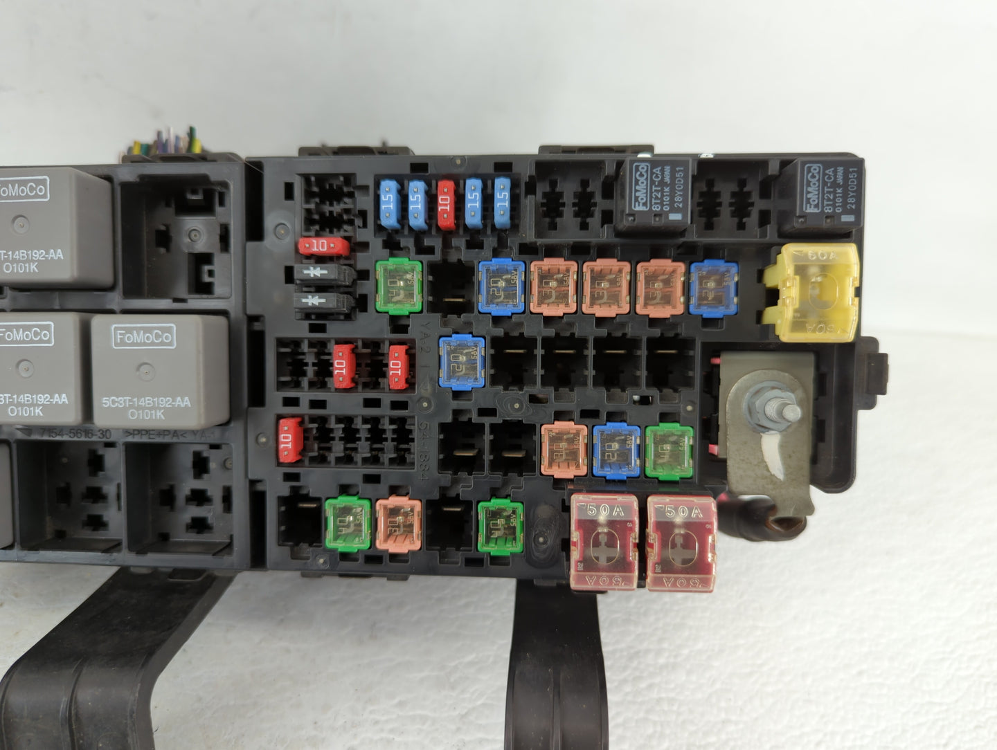 2010-2012 Ford Fusion Fusebox Fuse Box Panel Relay Module P/N:BE5T-14290-E Fits Fits 2010 2011 2012 OEM Used Auto Parts - Oe