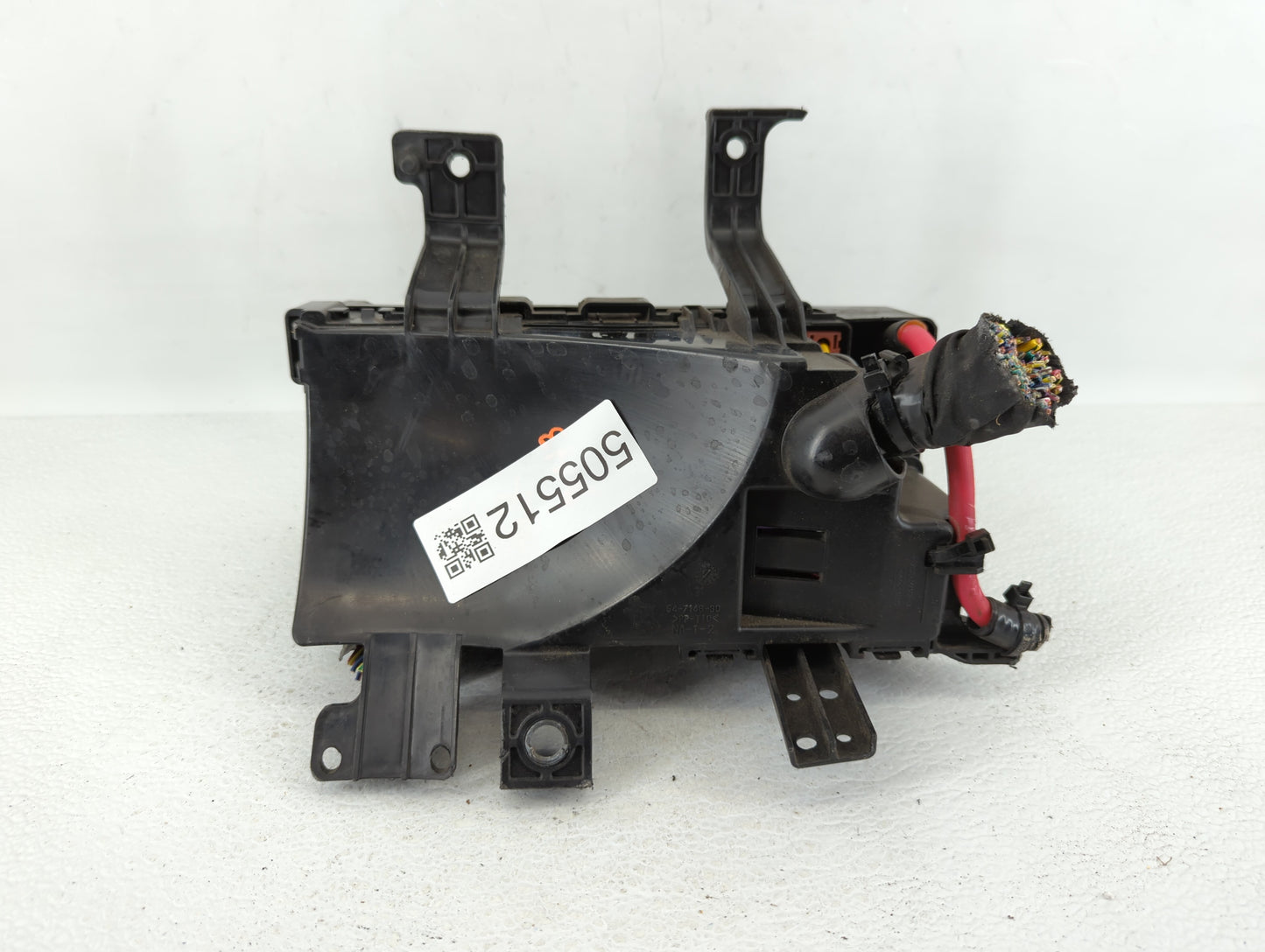 2010-2012 Ford Fusion Fusebox Fuse Box Panel Relay Module P/N:BE5T-14290-E Fits Fits 2010 2011 2012 OEM Used Auto Parts - Oe