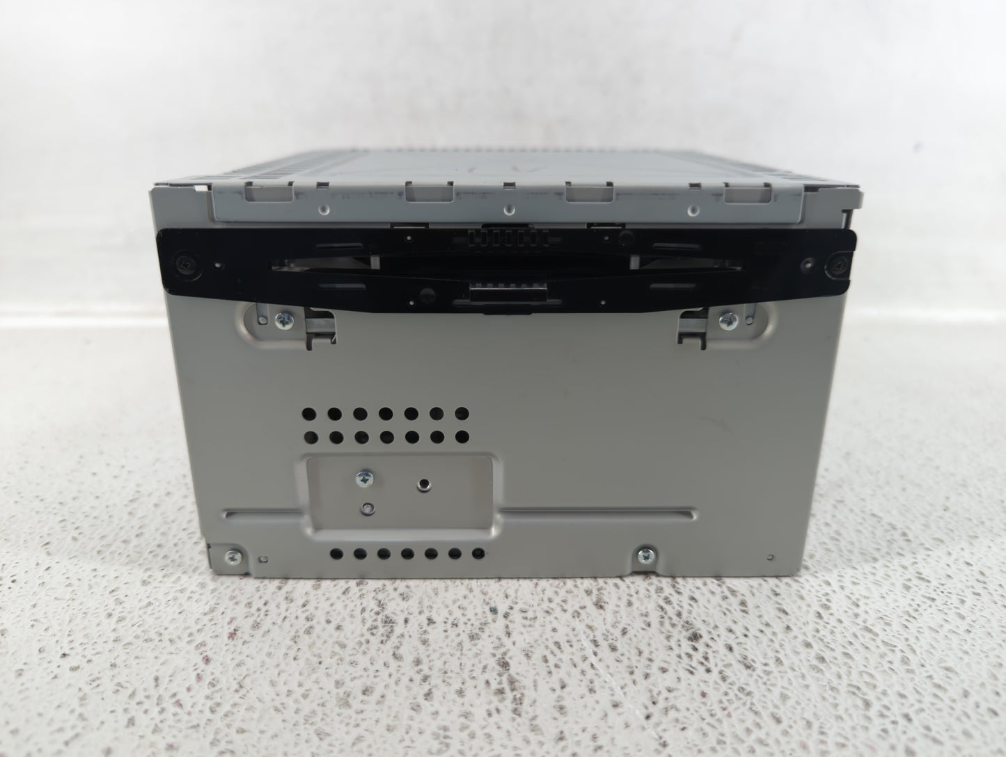 2010-2012 Ford Fusion Radio AM FM Cd Player Receiver Replacement P/N:BE5T-19C157-AB Fits Fits 2010 2011 2012 OEM Used Auto P