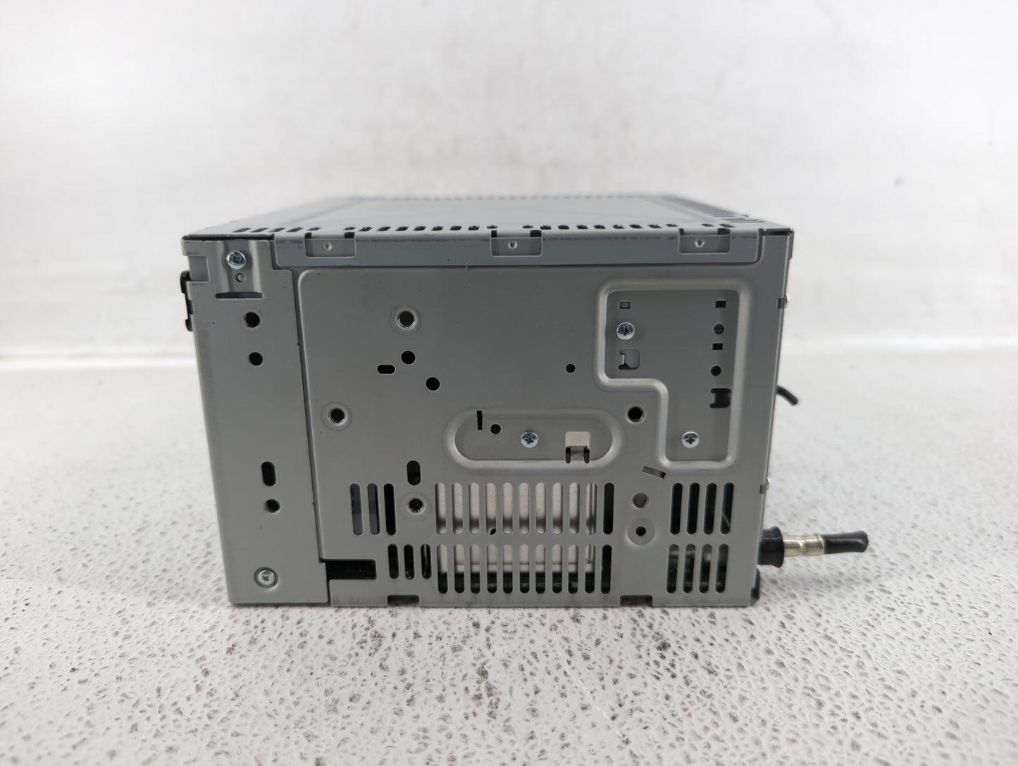 2010-2012 Ford Fusion Radio AM FM Cd Player Receiver Replacement P/N:BE5T-19C157-AB Fits Fits 2010 2011 2012 OEM Used Auto P