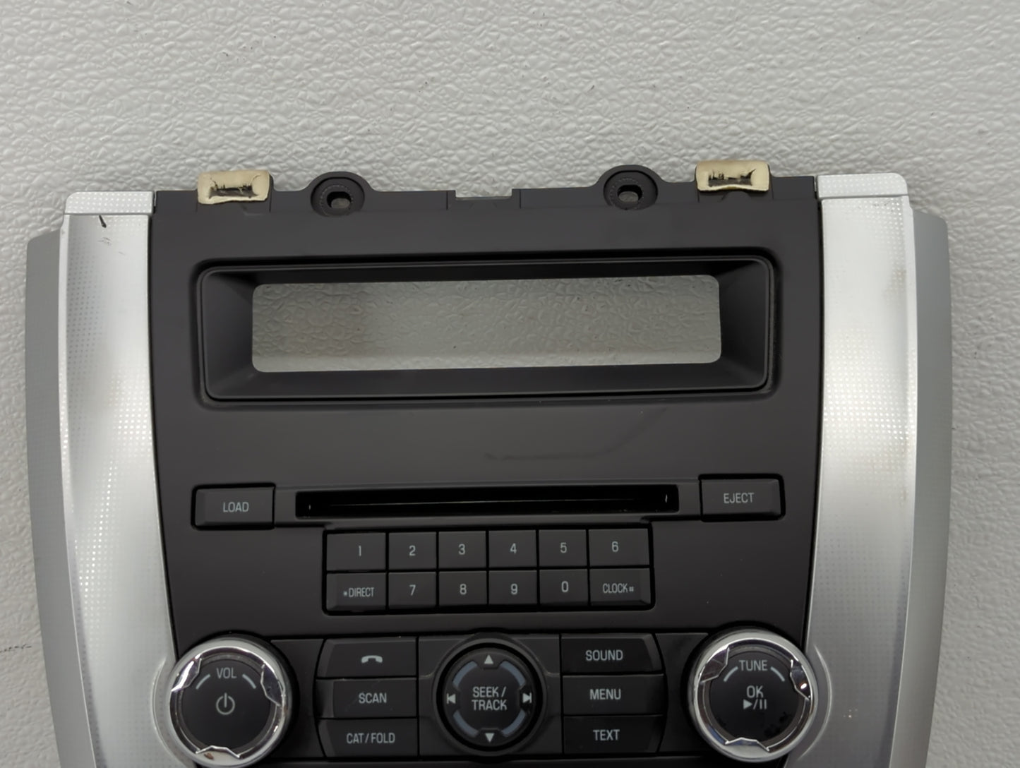 2010-2012 Ford Fusion Radio Control Panel - Oemusedautoparts1.com