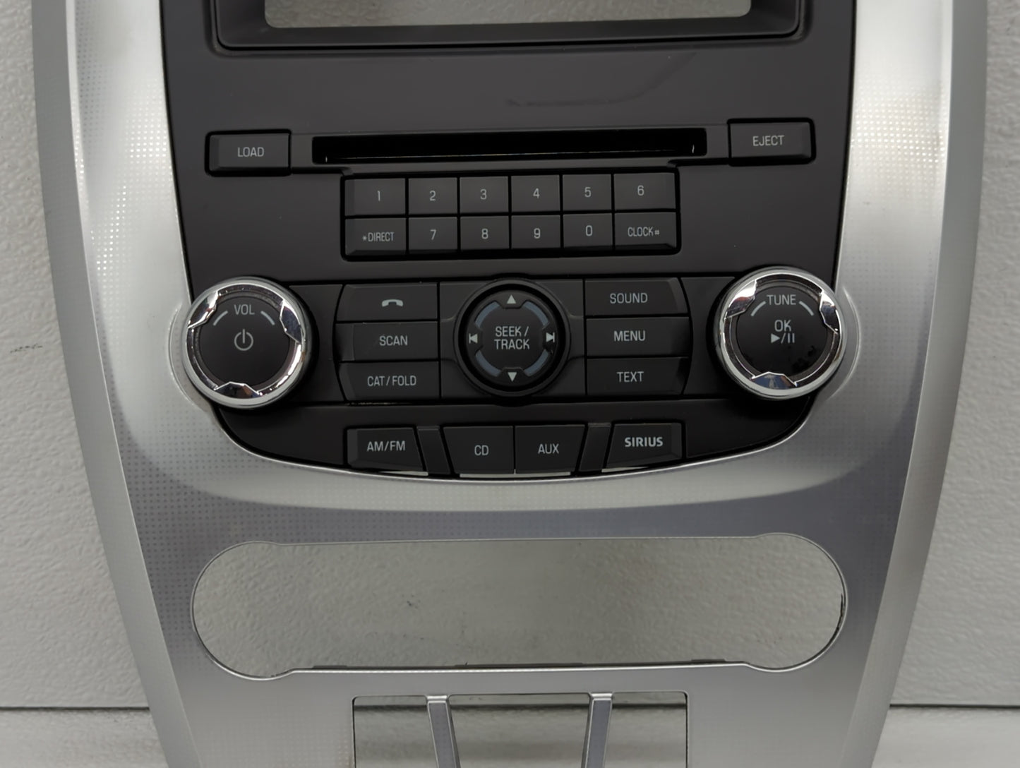 2010-2012 Ford Fusion Radio Control Panel - Oemusedautoparts1.com
