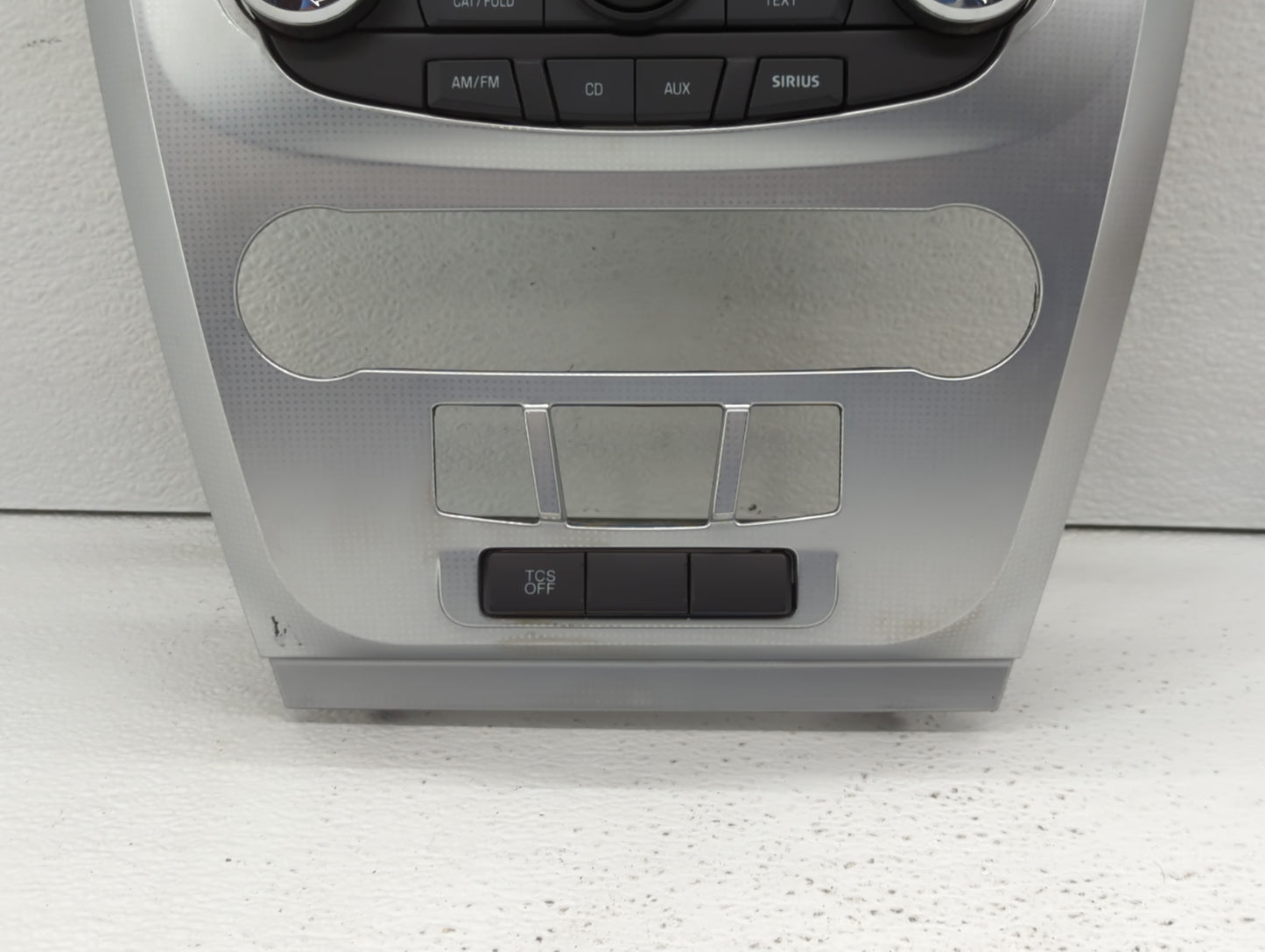 2010-2012 Ford Fusion Radio Control Panel - Oemusedautoparts1.com