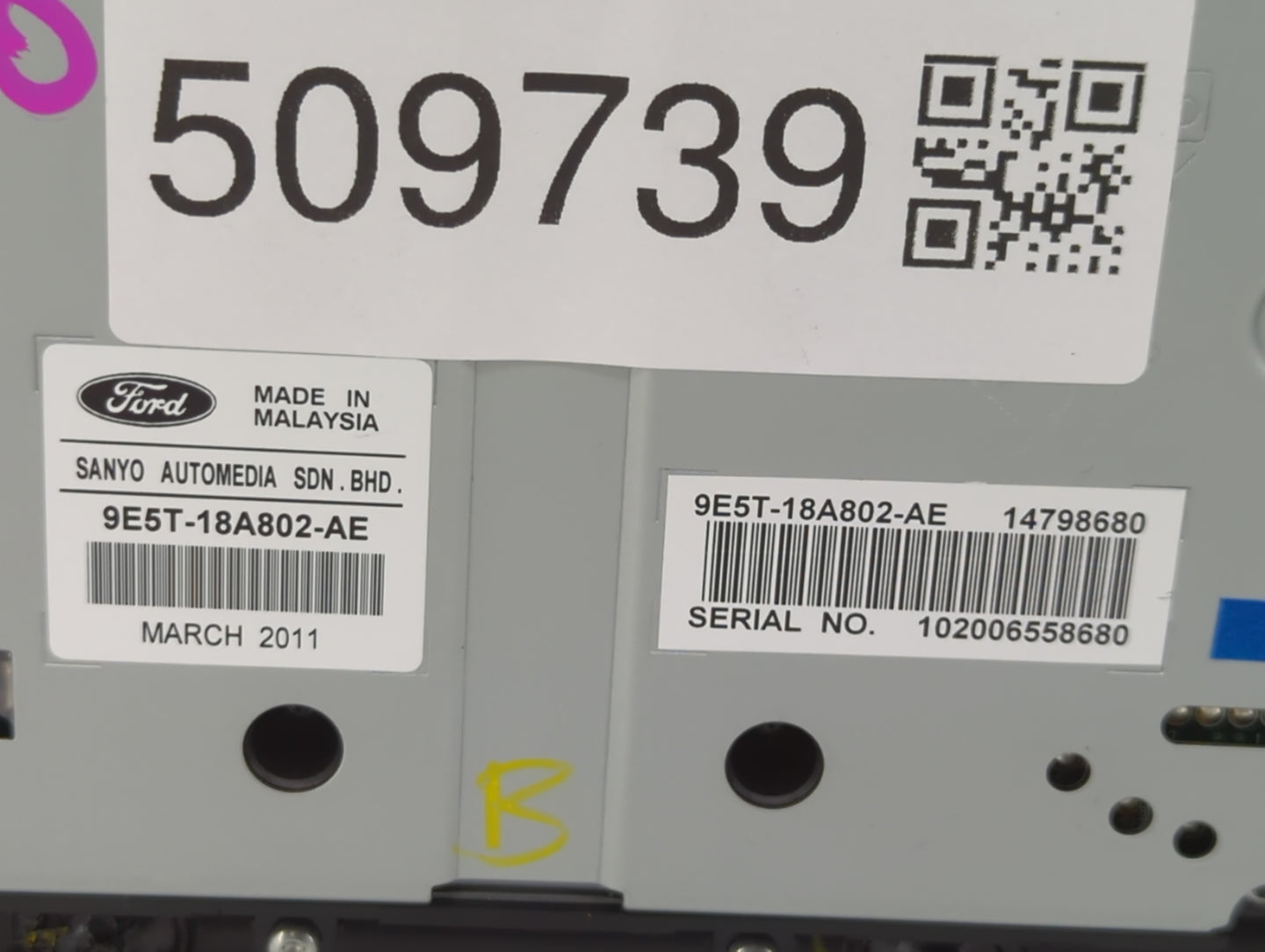 2010-2012 Ford Fusion Radio Control Panel - Oemusedautoparts1.com