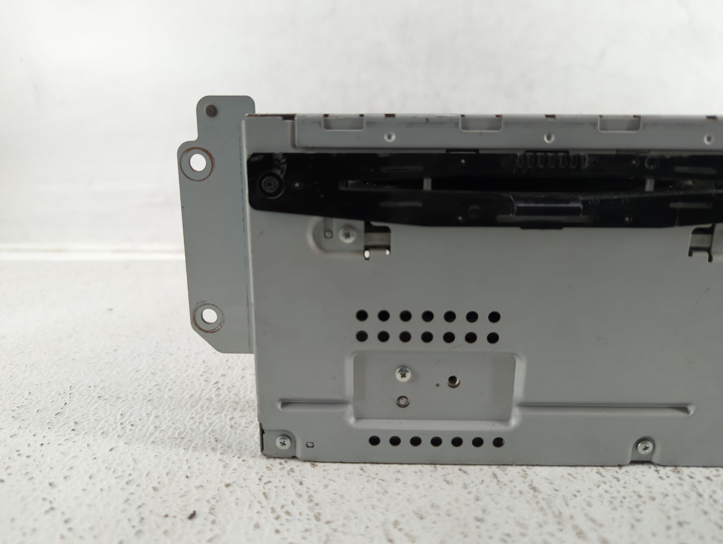 2011-2012 Ford Fusion Am Fm Cd Player Radio Receiver - Oemusedautoparts1.com