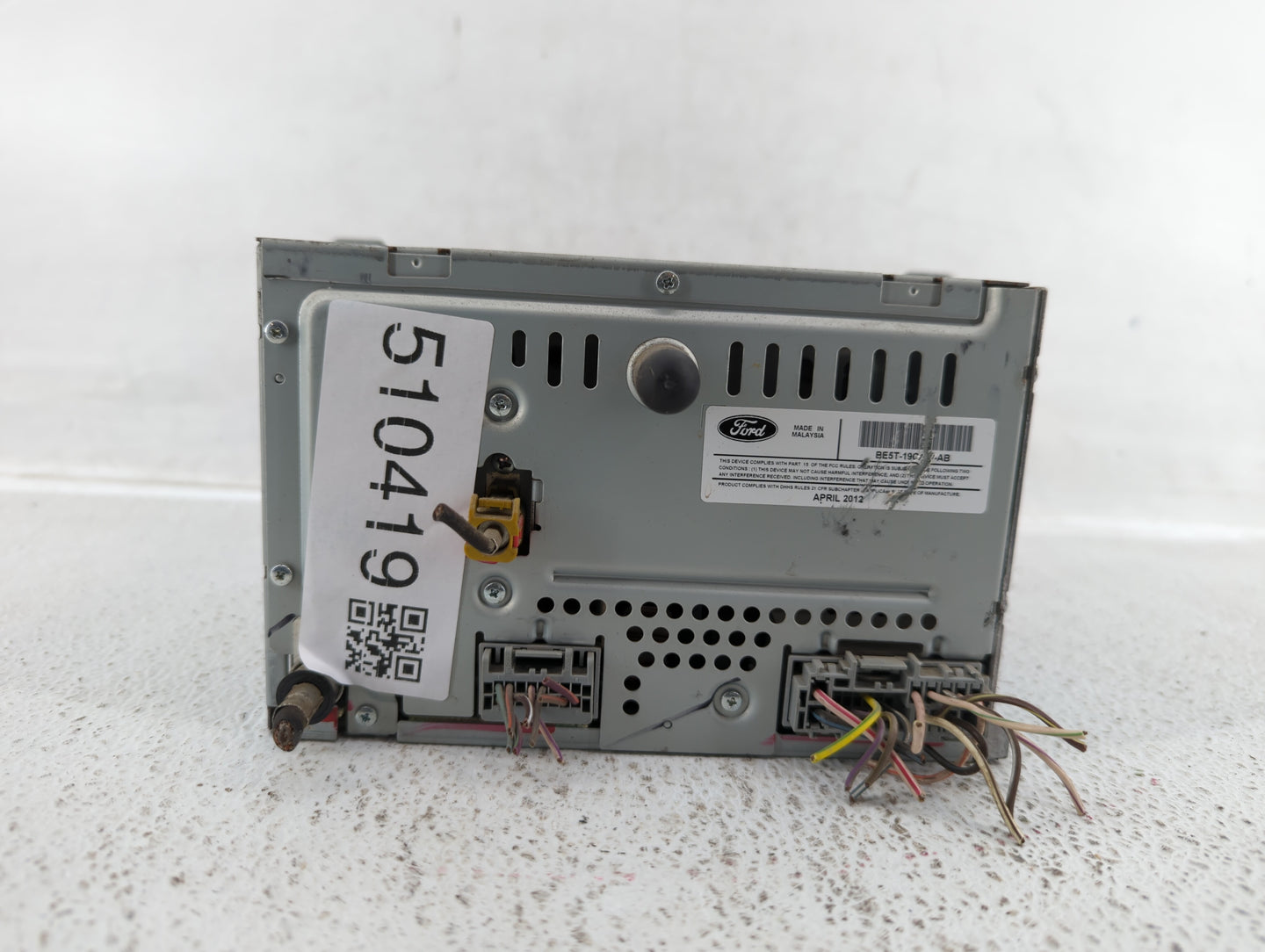2011-2012 Ford Fusion Am Fm Cd Player Radio Receiver - Oemusedautoparts1.com