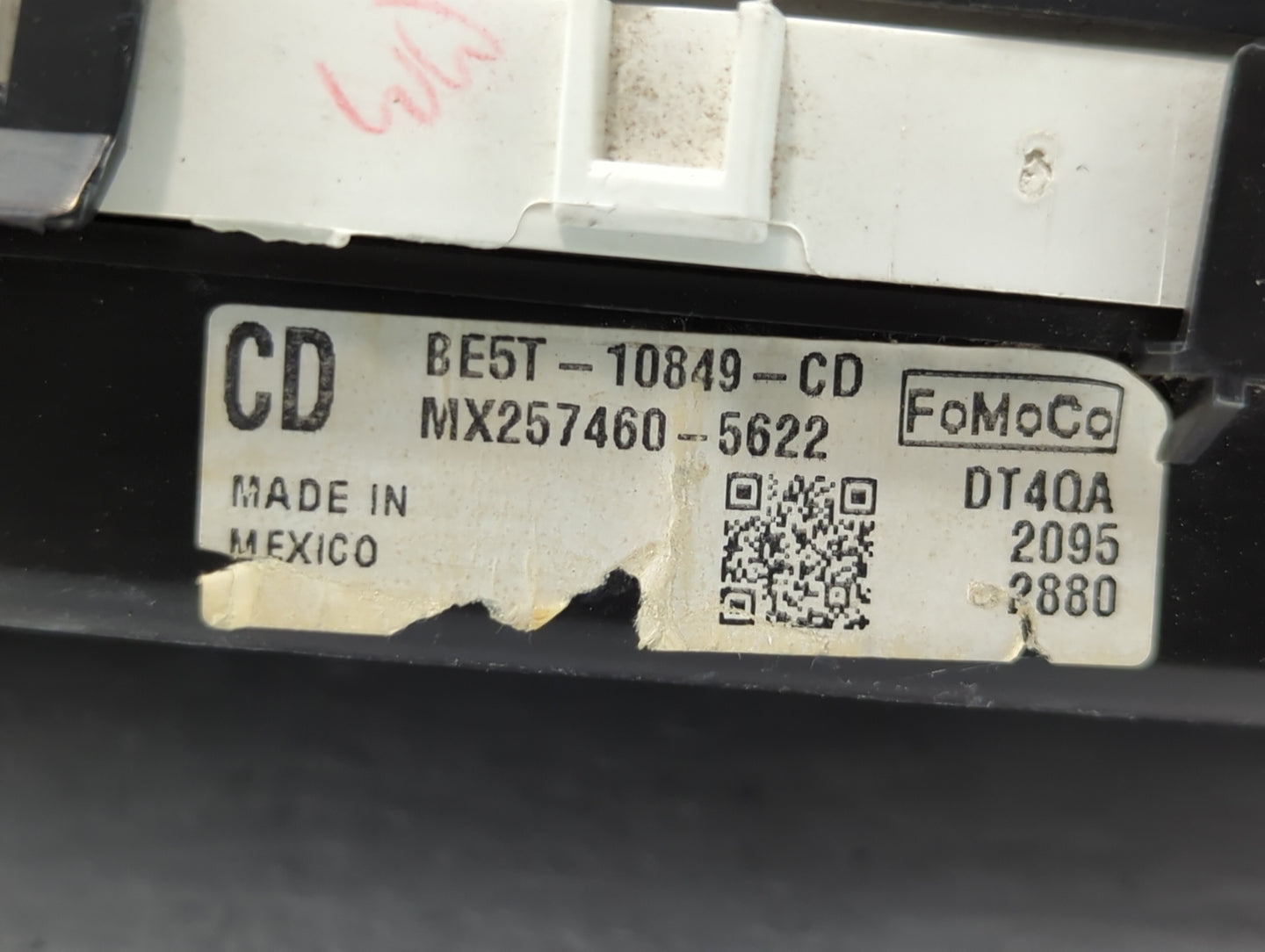 2011-2012 Ford Fusion Instrument Cluster Speedometer Gauges P/N:BE5T-10849-CD Fits Fits 2011 2012 OEM Used Auto Parts - Oemu