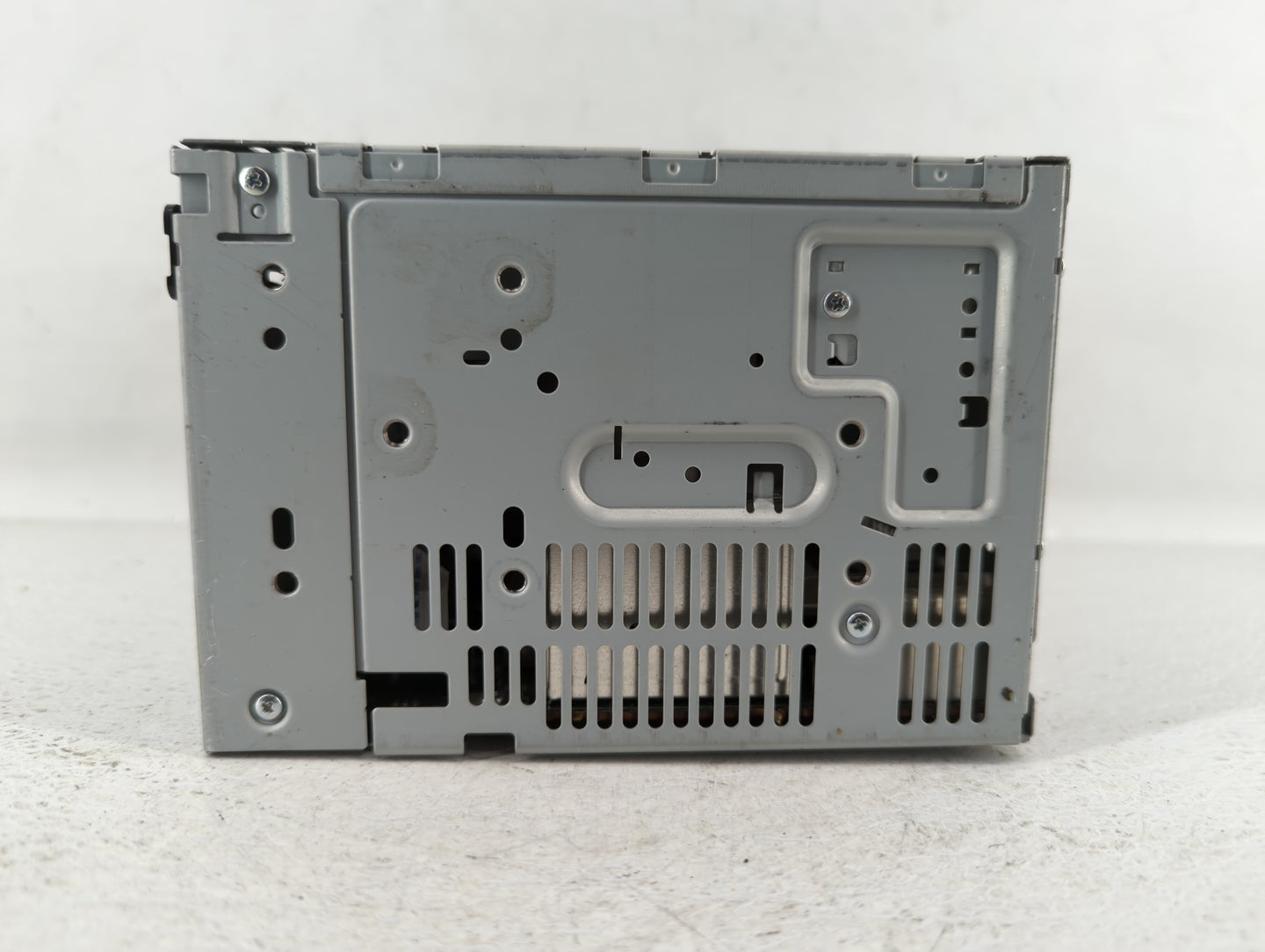 2011-2012 Ford Fusion Am Fm Cd Player Radio Receiver - Oemusedautoparts1.com