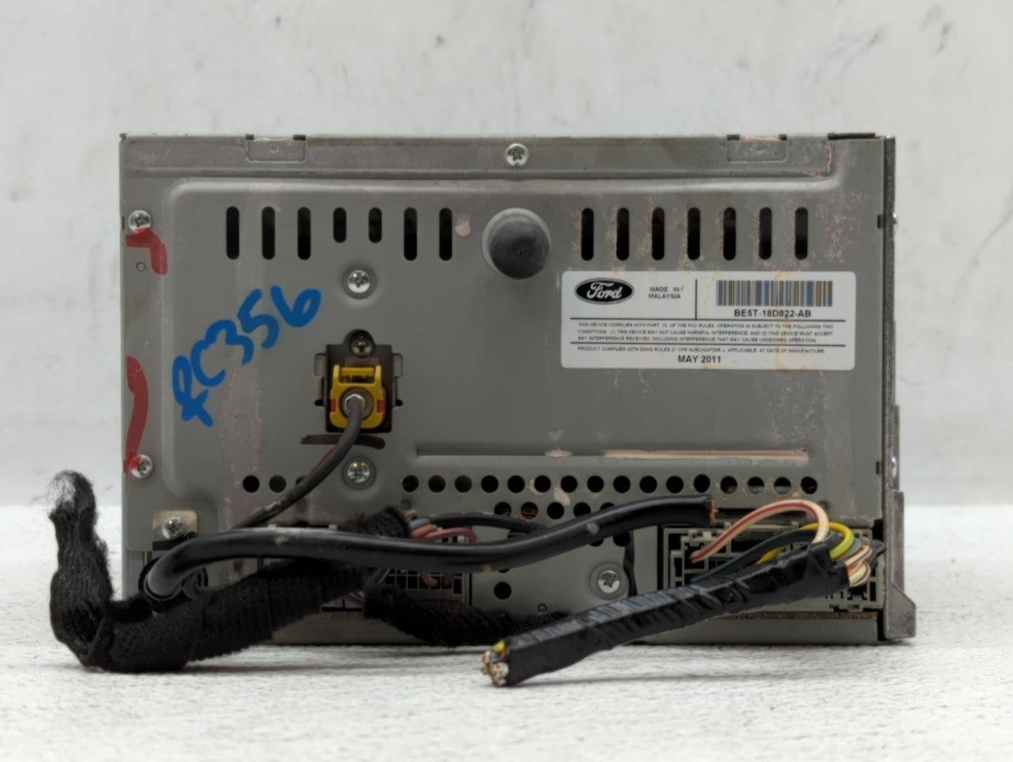 2010-2012 Ford Fusion Am Fm Cd Player Radio Receiver - Oemusedautoparts1.com