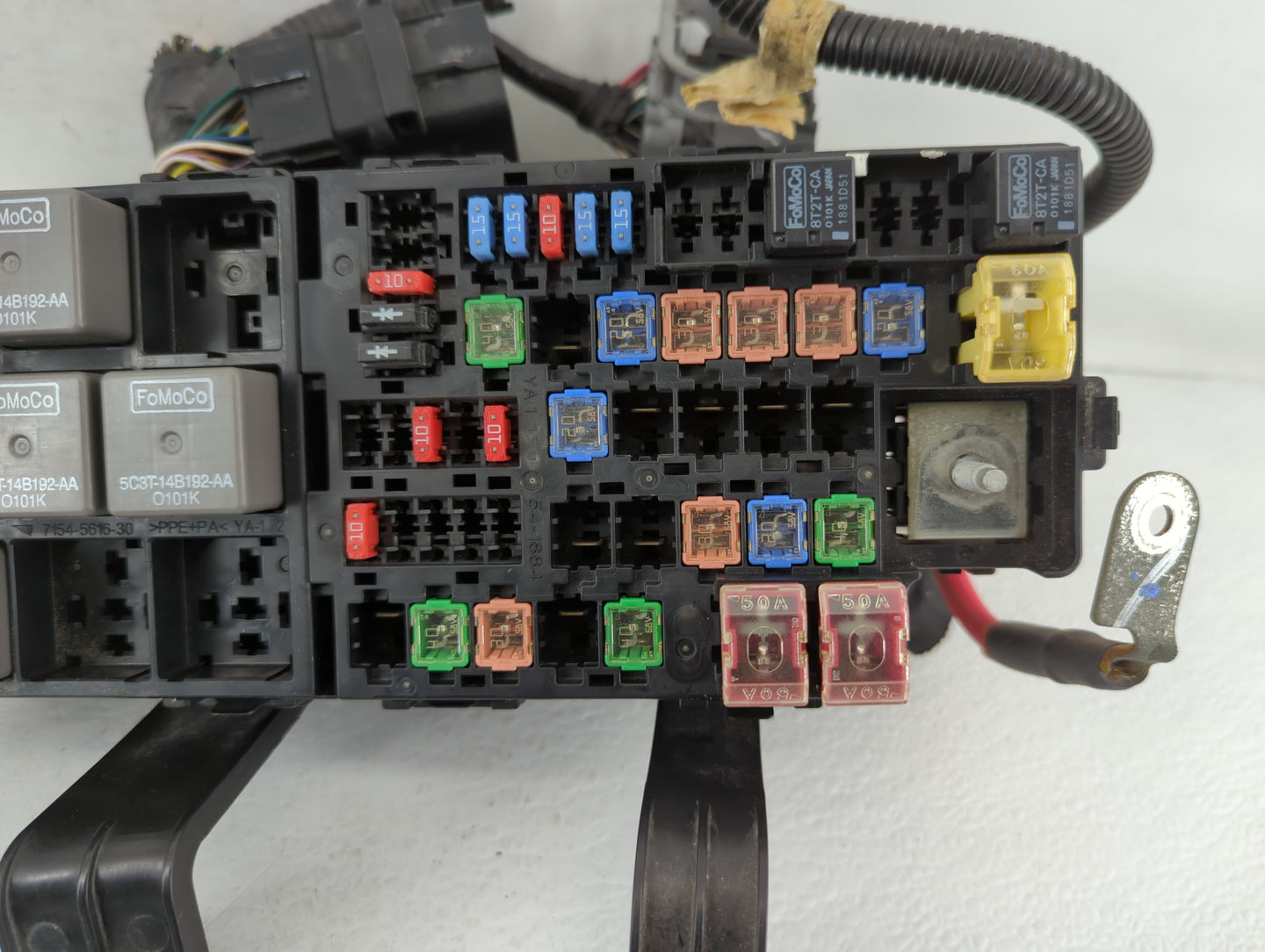 2010-2012 Ford Fusion Fusebox Fuse Box Panel Relay Module P/N:7E5T-14A003-BA Fits Fits 2010 2011 2012 OEM Used Auto Parts - 