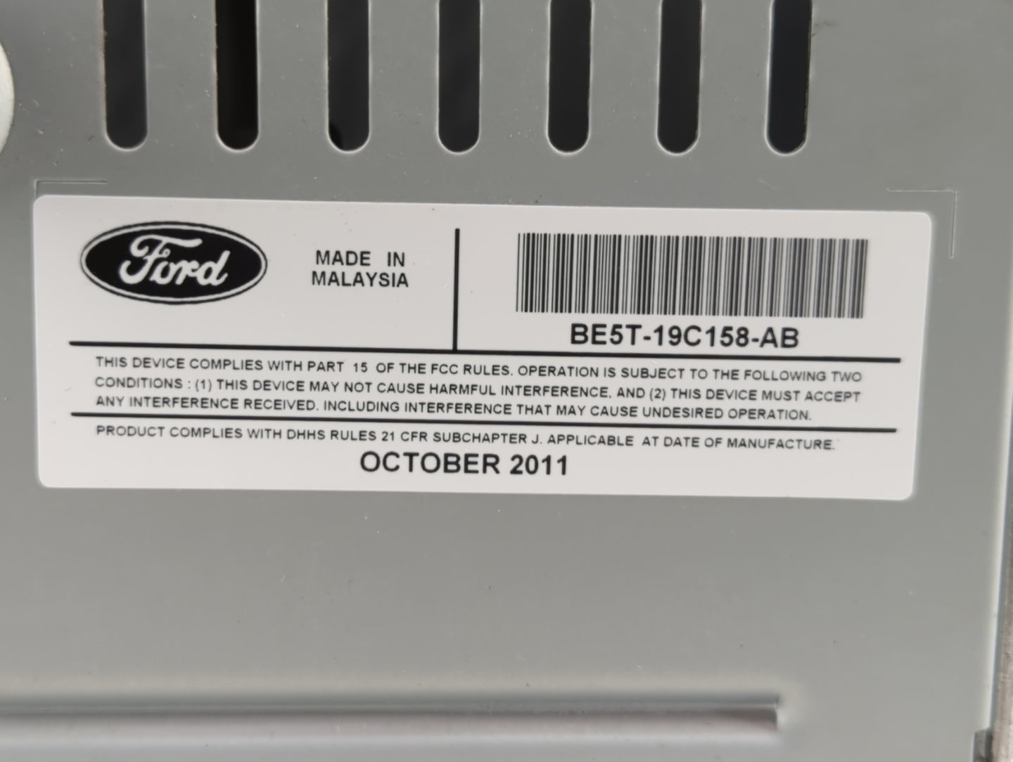 2011-2012 Ford Fusion Radio AM FM Cd Player Receiver Replacement P/N:BE5T-19C158-AB Fits Fits 2011 2012 OEM Used Auto Parts 