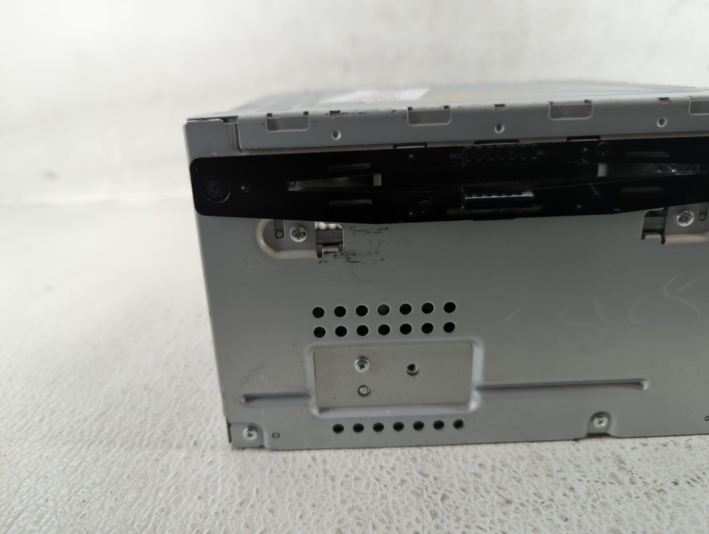 2010-2012 Ford Fusion Am Fm Cd Player Radio Receiver - Oemusedautoparts1.com