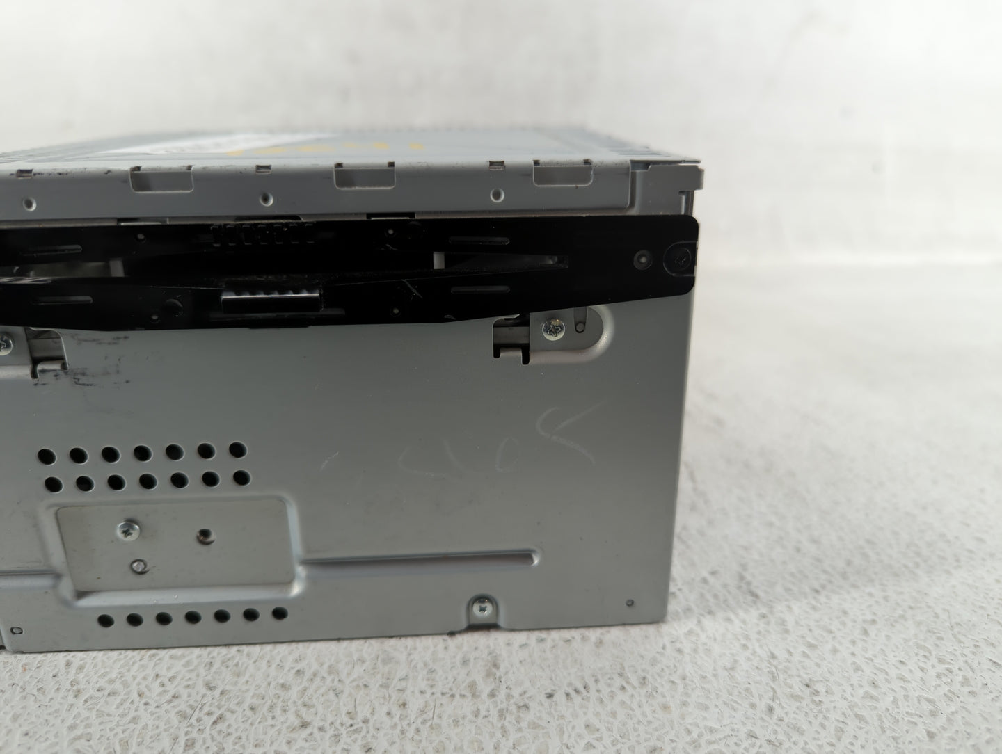 2010-2012 Ford Fusion Am Fm Cd Player Radio Receiver - Oemusedautoparts1.com