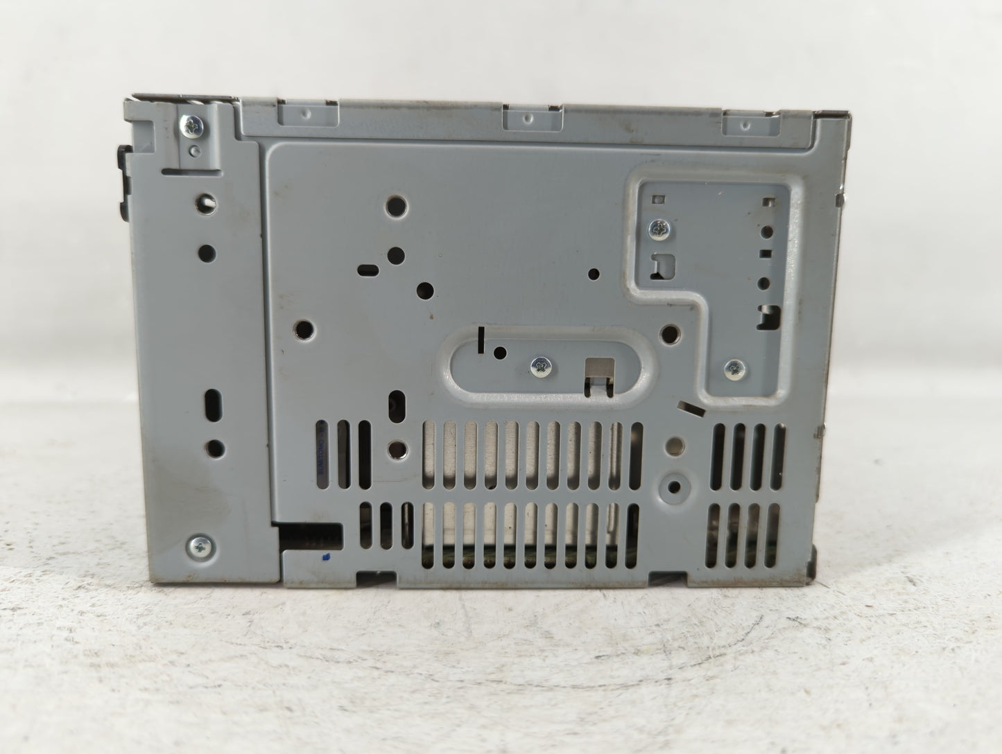 2011-2012 Ford Fusion Am Fm Cd Player Radio Receiver - Oemusedautoparts1.com