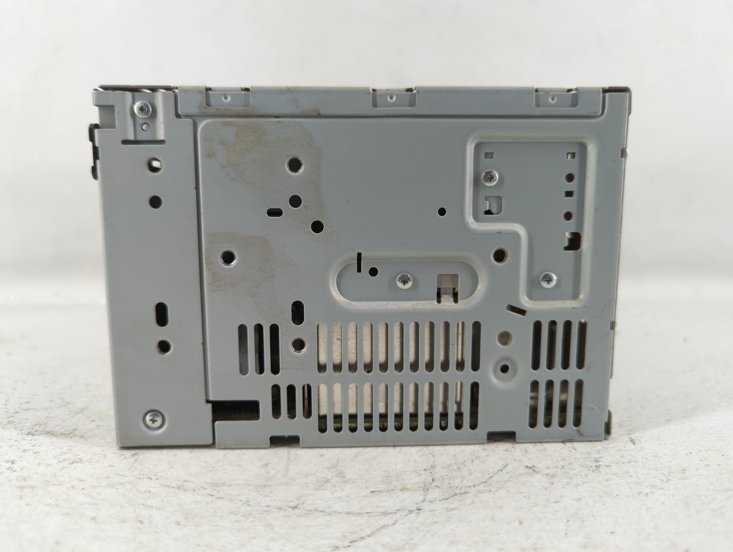 2011-2012 Ford Fusion Am Fm Cd Player Radio Receiver - Oemusedautoparts1.com