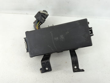 2010-2012 Ford Fusion Fusebox Fuse Box Panel Relay Module P/N:BE5T-14290-E Fits Fits 2010 2011 2012 OEM Used Auto Parts - Oe