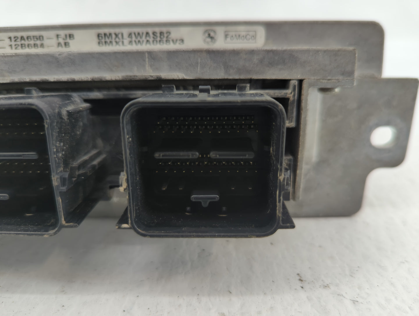 2011-2012 Ford Fusion PCM Engine Control Computer ECU ECM PCU OEM P/N:BL8A-12B684-AB AE5A-12A650-FJB Fits Fits 2011 2012 OEM