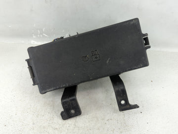 2010-2012 Ford Fusion Fusebox Fuse Box Panel Relay Module P/N:54-7146-30 Fits Fits 2010 2011 2012 OEM Used Auto Parts - Oemu