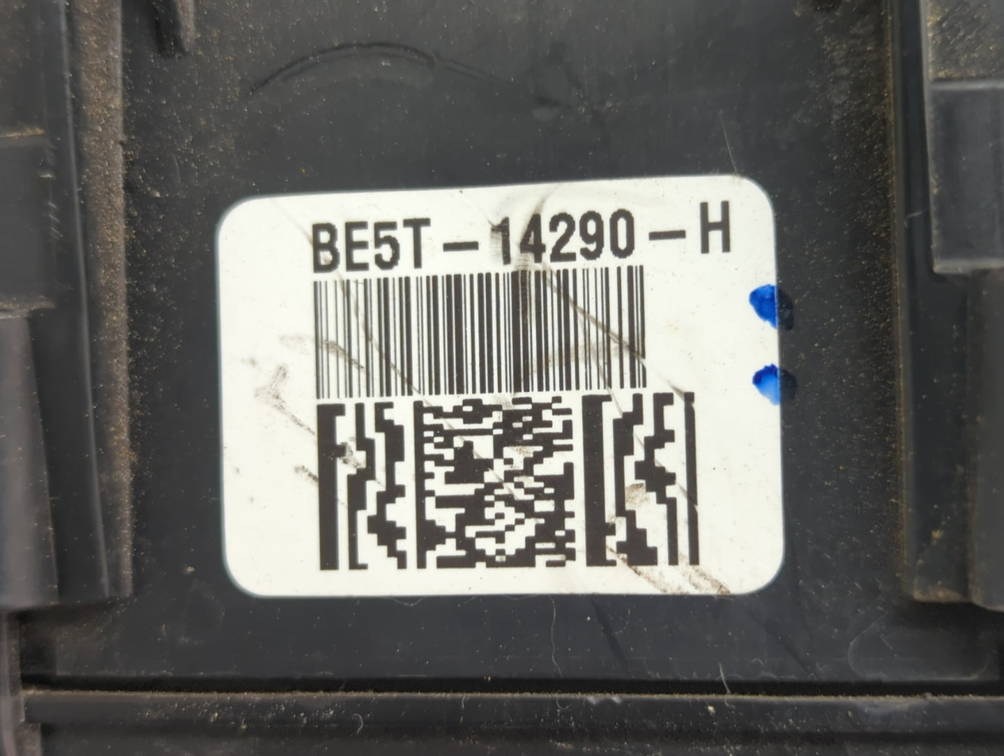 2010-2012 Ford Fusion Fusebox Fuse Box Panel Relay Module P/N:54-7146-30 Fits Fits 2010 2011 2012 OEM Used Auto Parts - Oemu