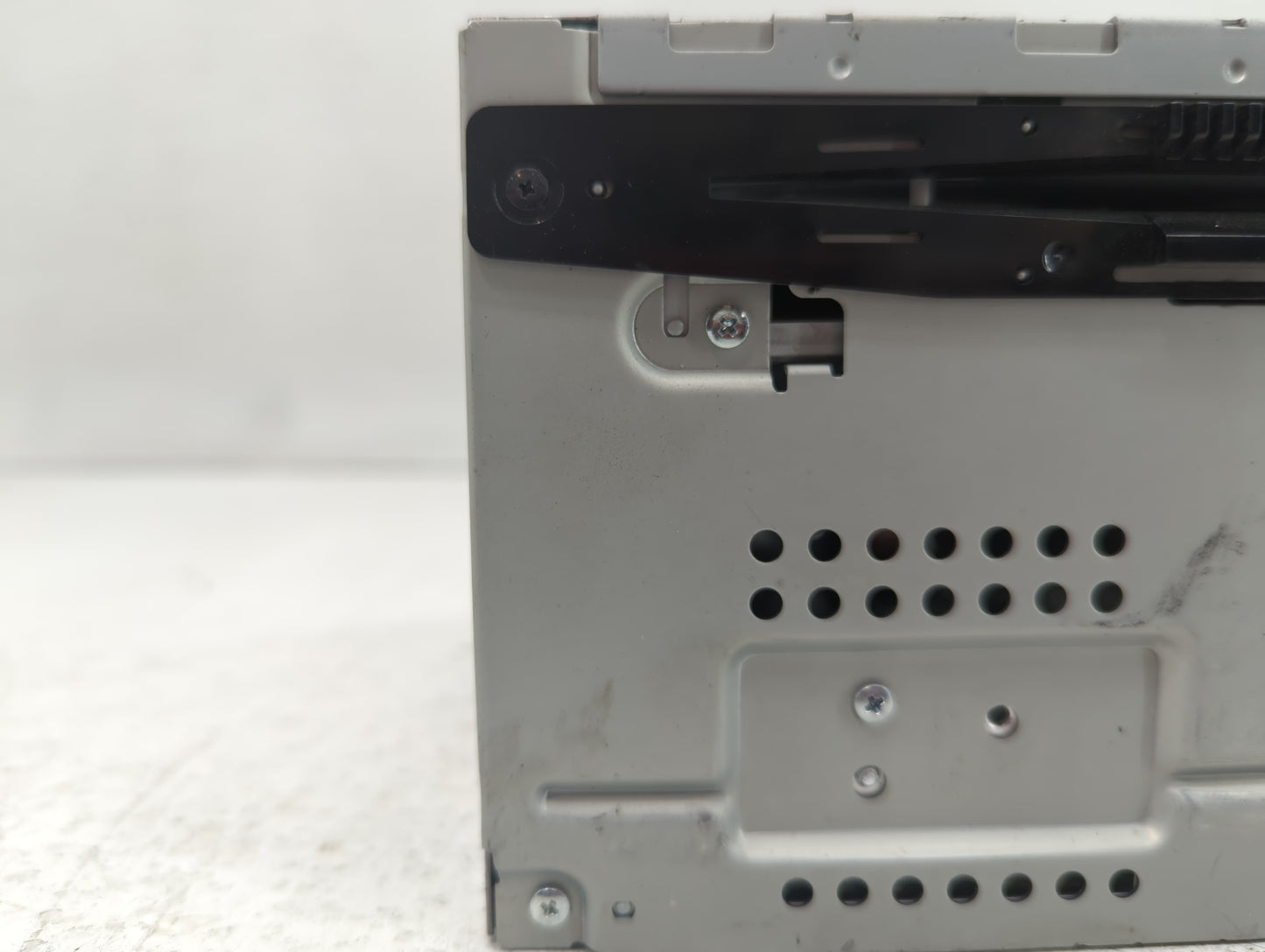 2011-2012 Ford Fusion Radio AM FM Cd Player Receiver Replacement P/N:BE5T-19C157-AB Fits Fits 2011 2012 OEM Used Auto Parts 
