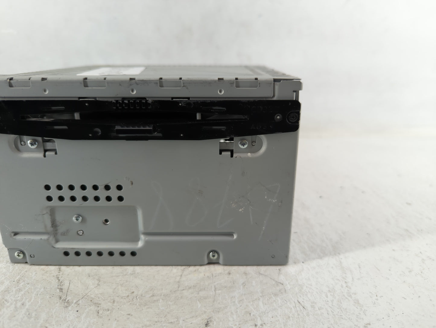 2011-2012 Ford Fusion Am Fm Cd Player Radio Receiver - Oemusedautoparts1.com