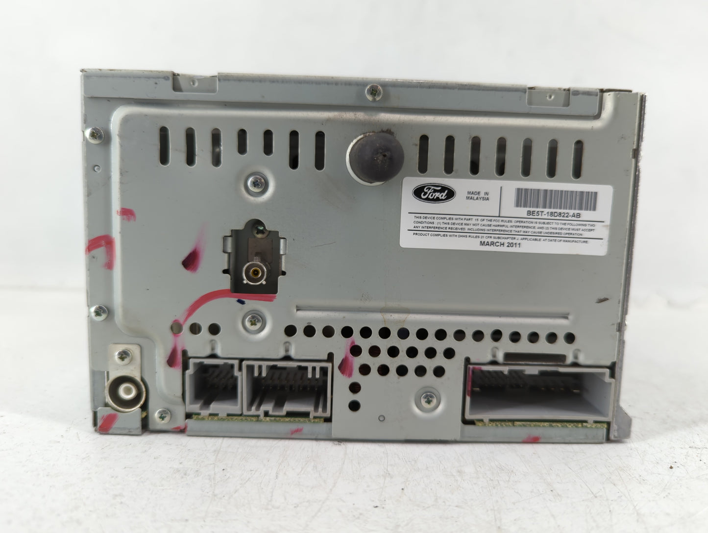 2011-2012 Ford Fusion Radio AM FM Cd Player Receiver Replacement P/N:BE5T-18D822-AB Fits Fits 2011 2012 OEM Used Auto Parts 